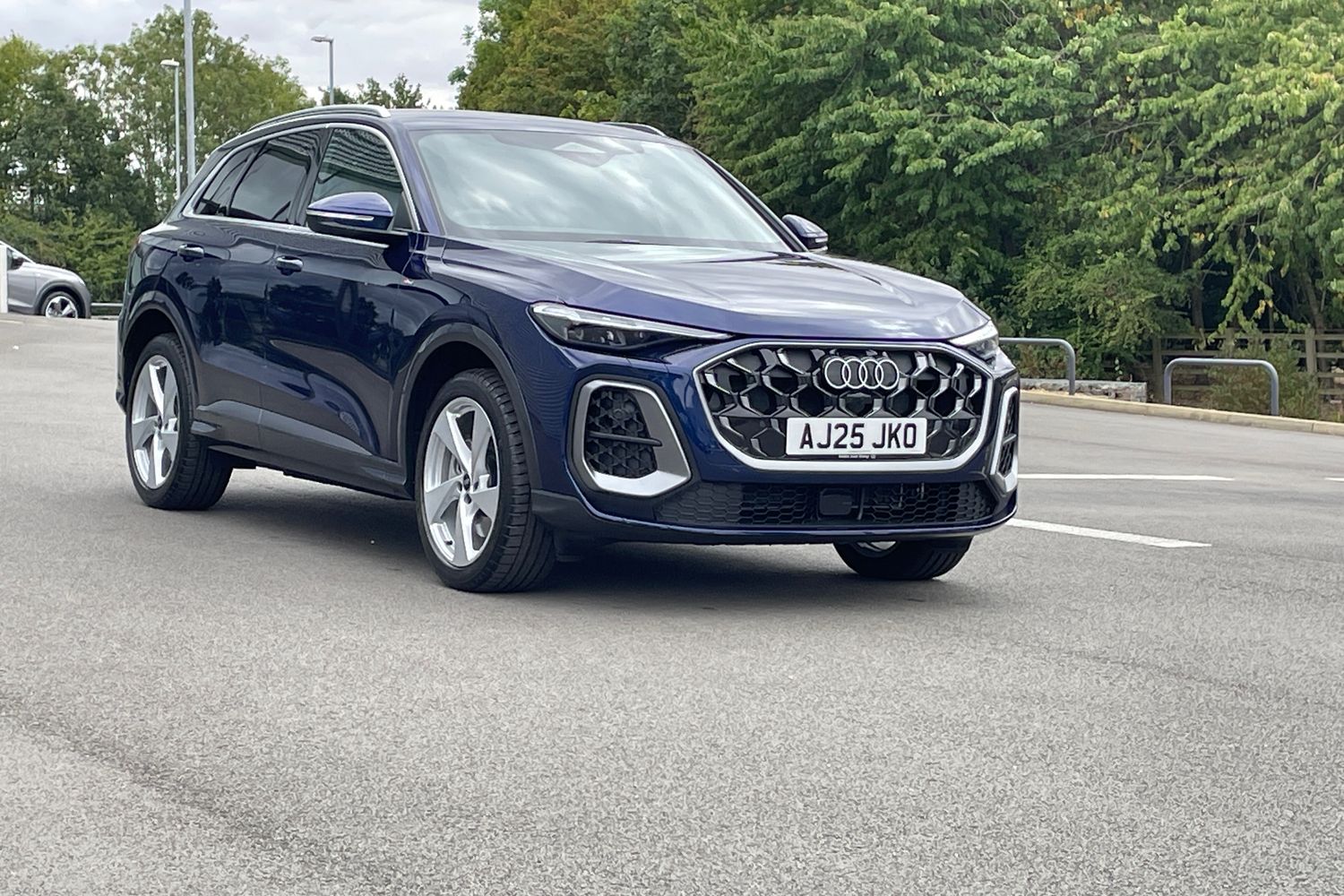 Main listing image - Audi Q5