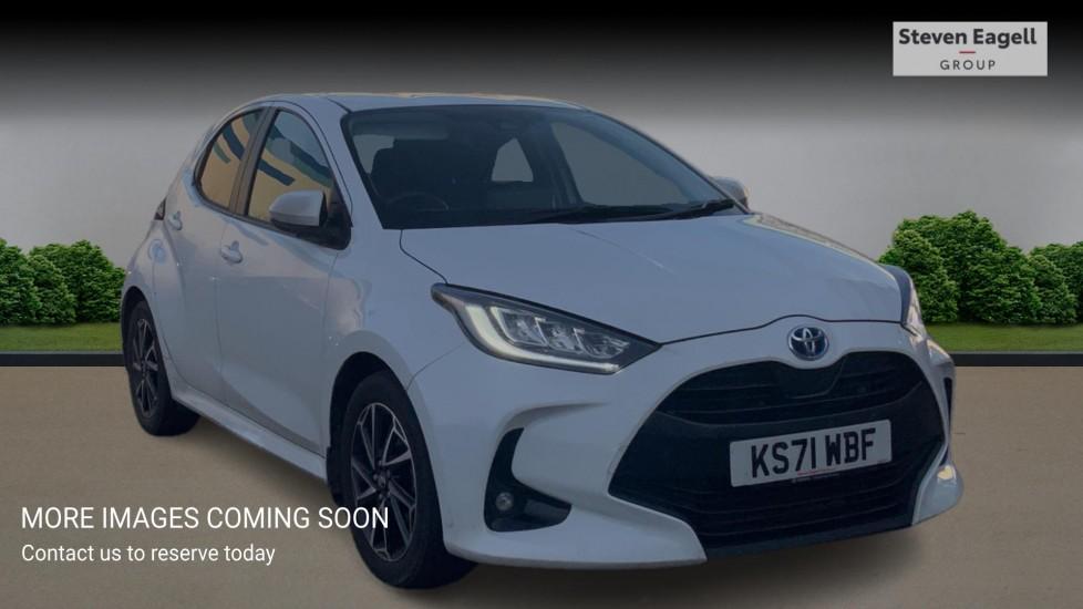 Main listing image - Toyota Yaris