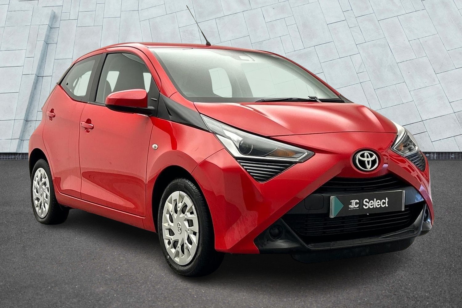 Main listing image - Toyota Aygo