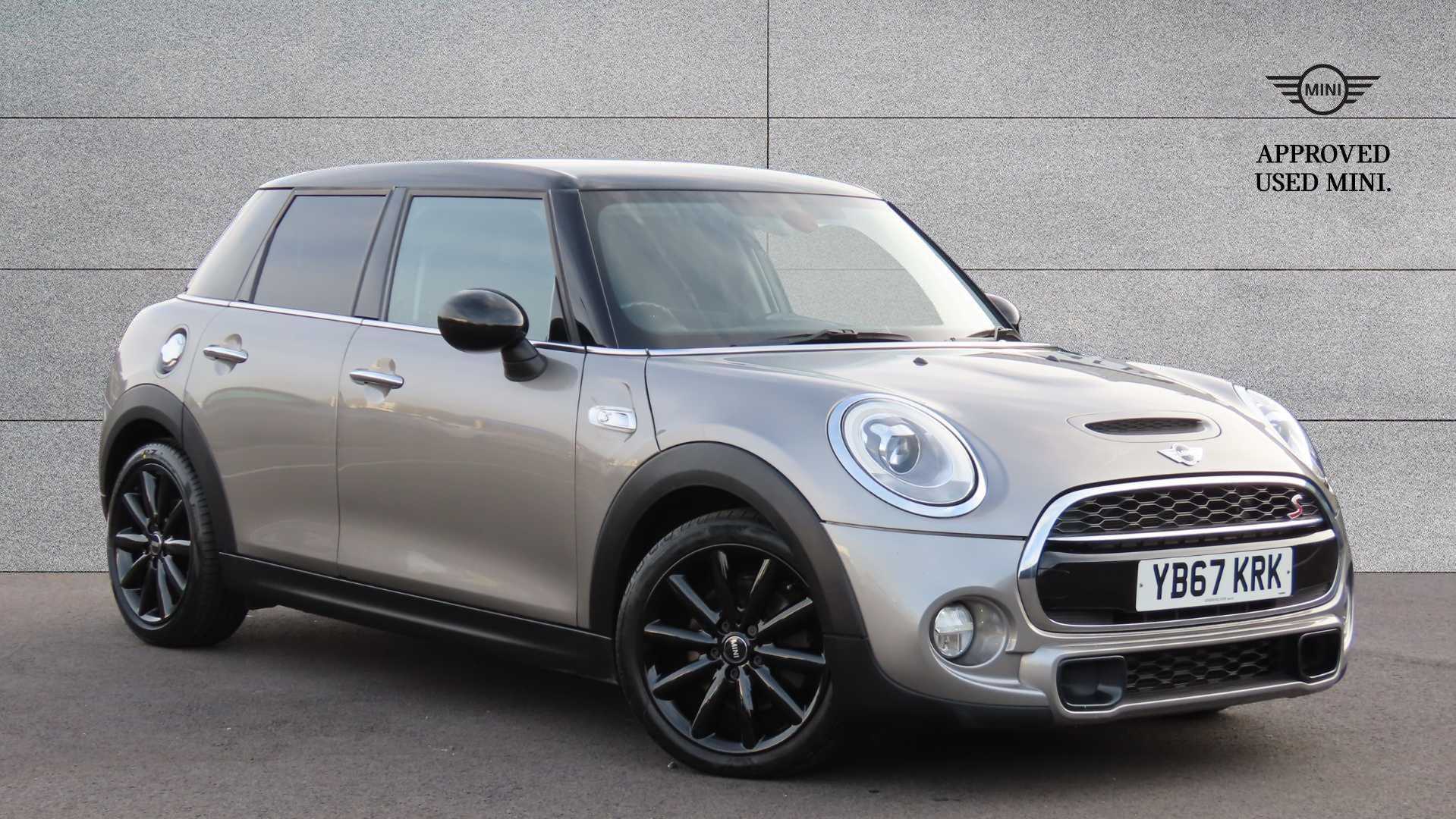 Main listing image - MINI Hatchback 5dr