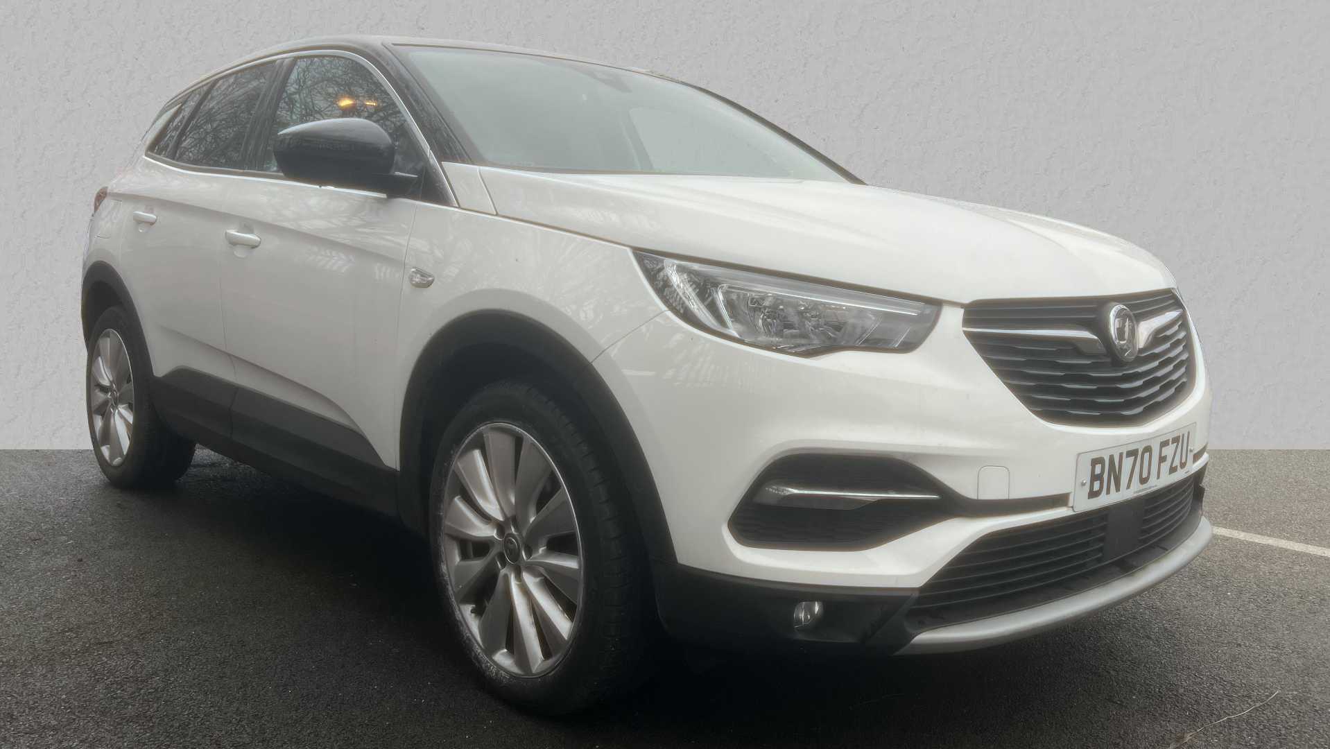 Main listing image - Vauxhall Grandland X