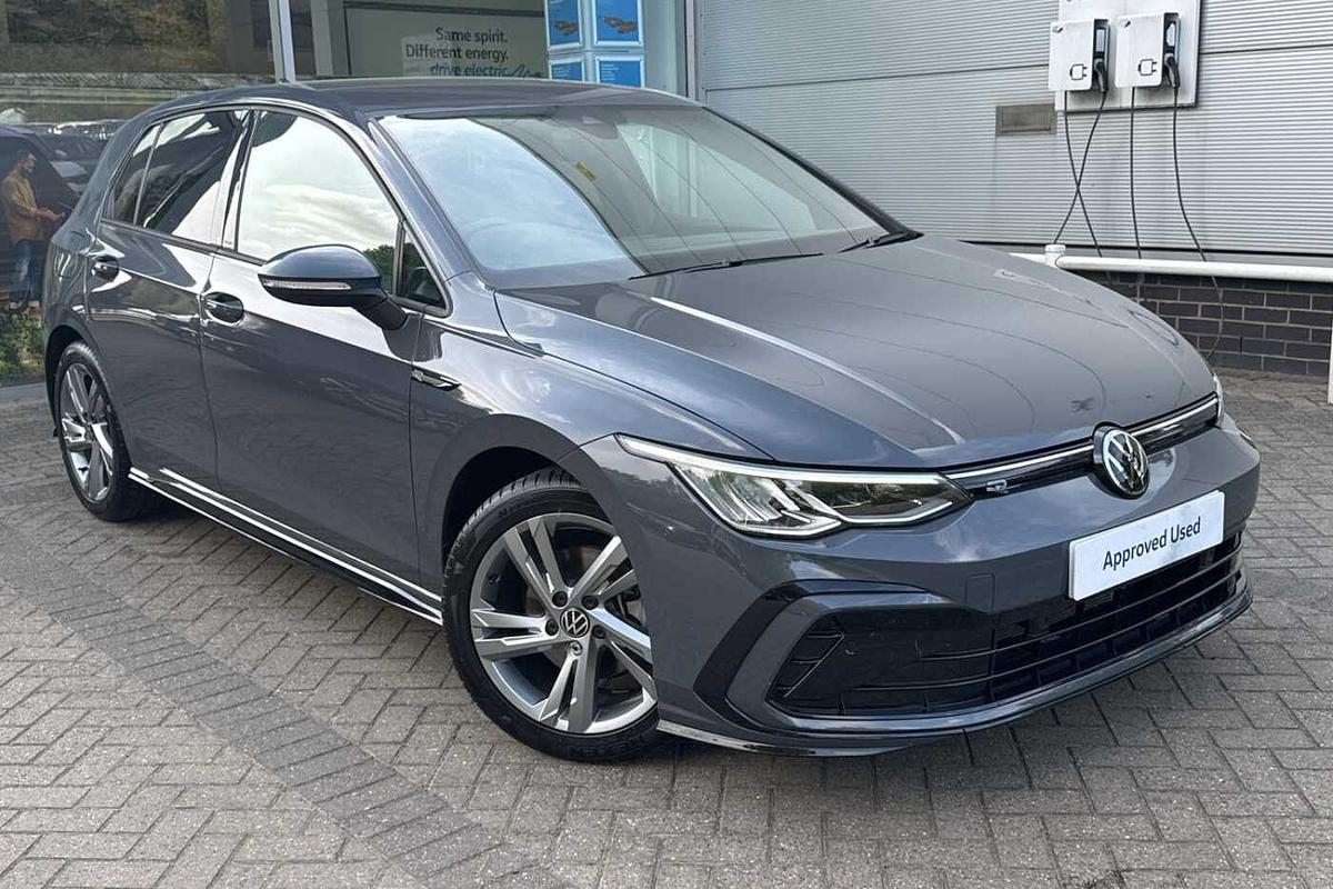 Main listing image - Volkswagen Golf