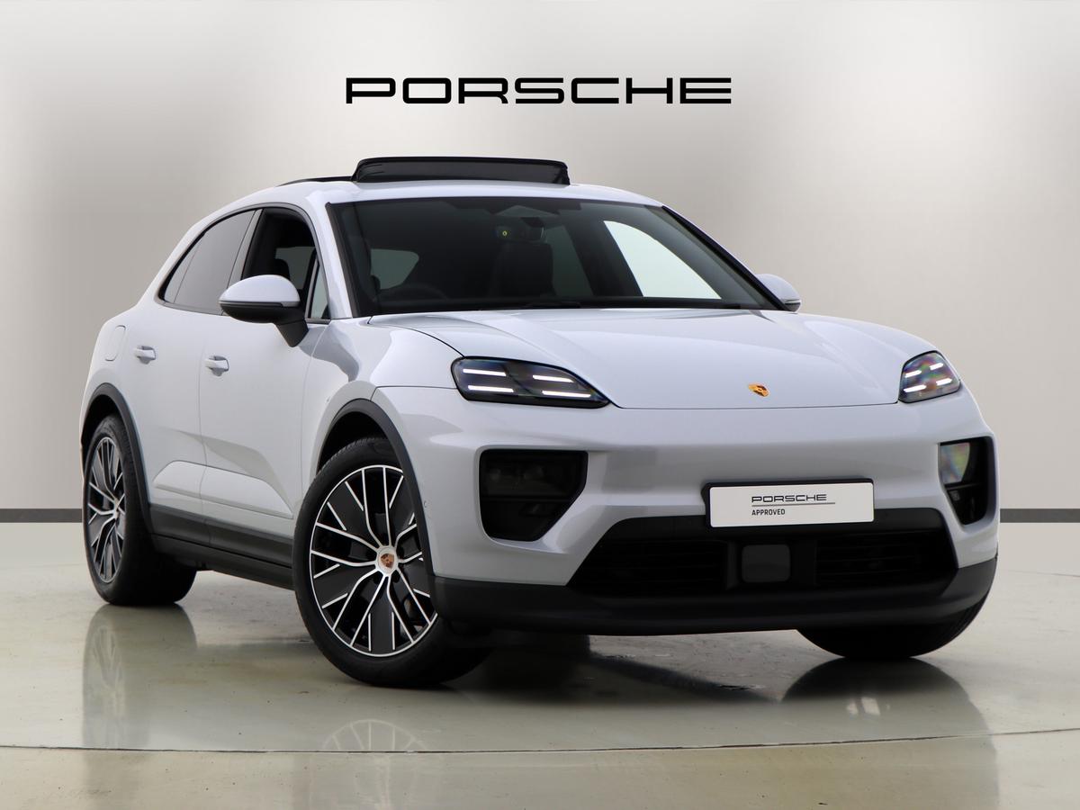 Main listing image - Porsche Macan