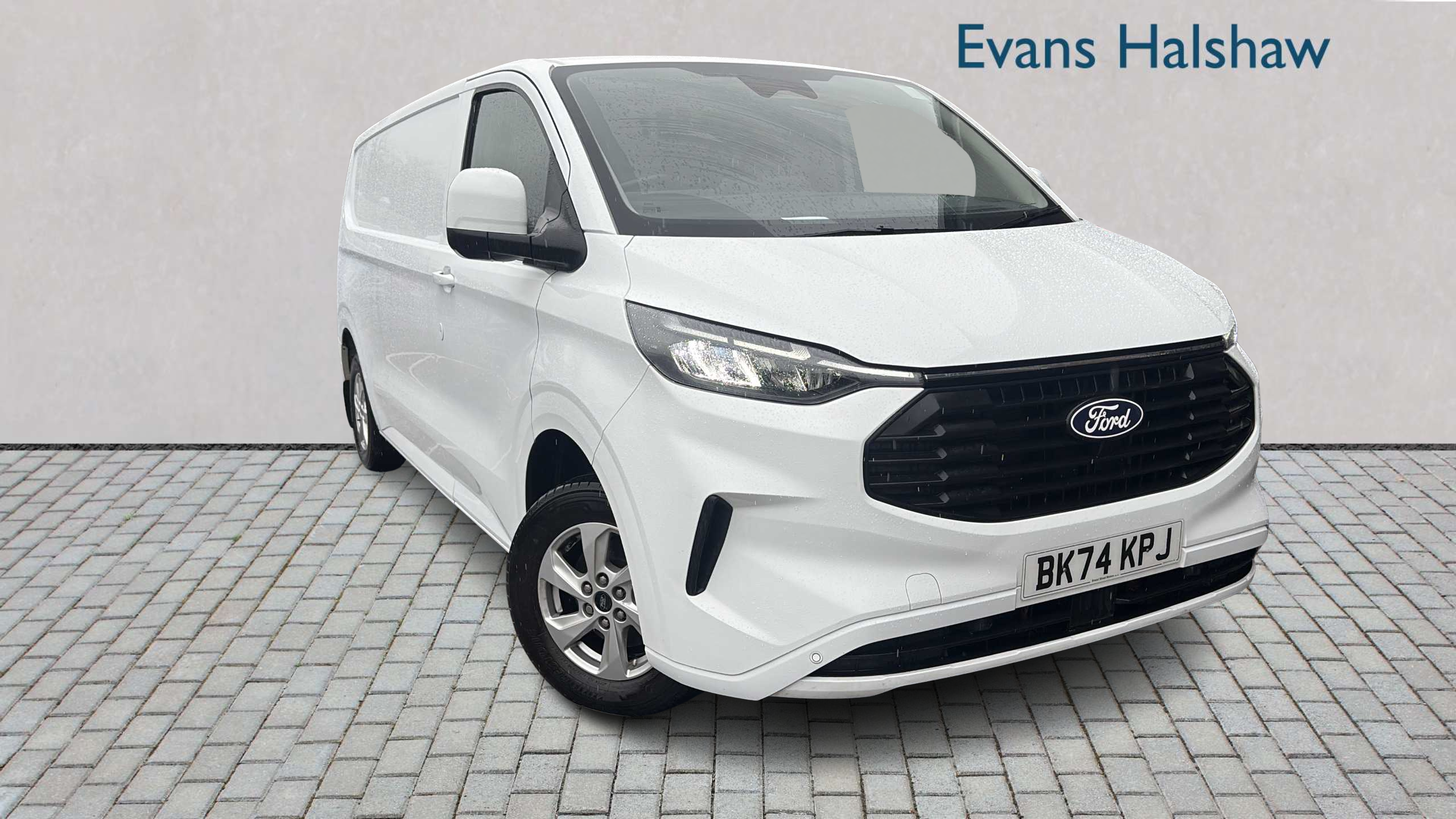 Main listing image - Ford Transit Custom