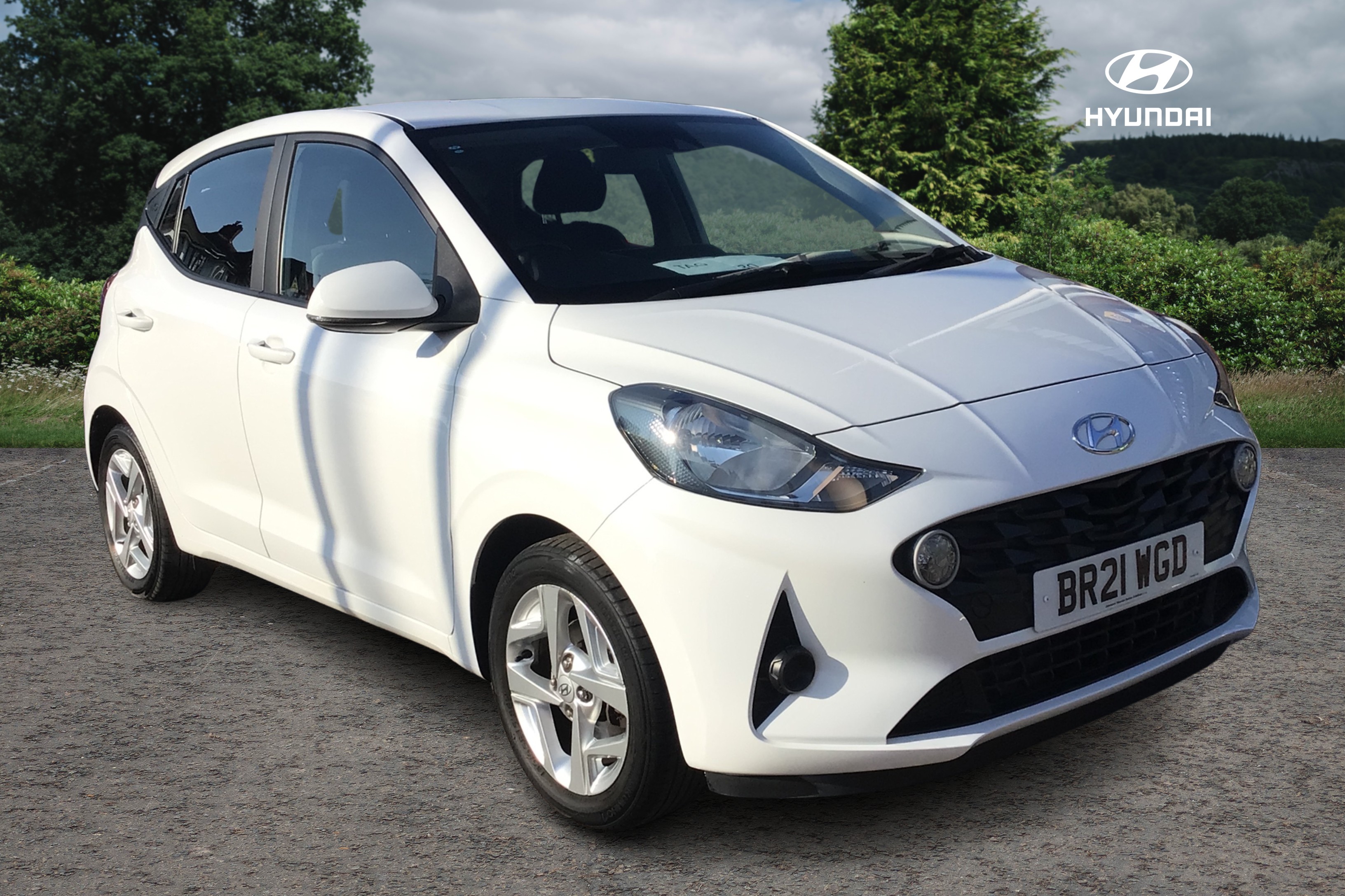 Main listing image - Hyundai i10