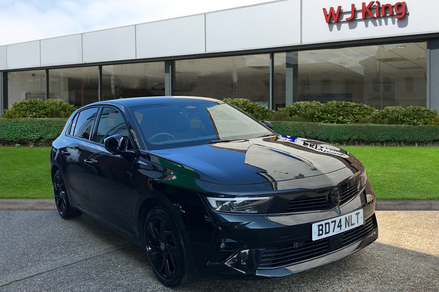 Main listing image - Vauxhall Astra