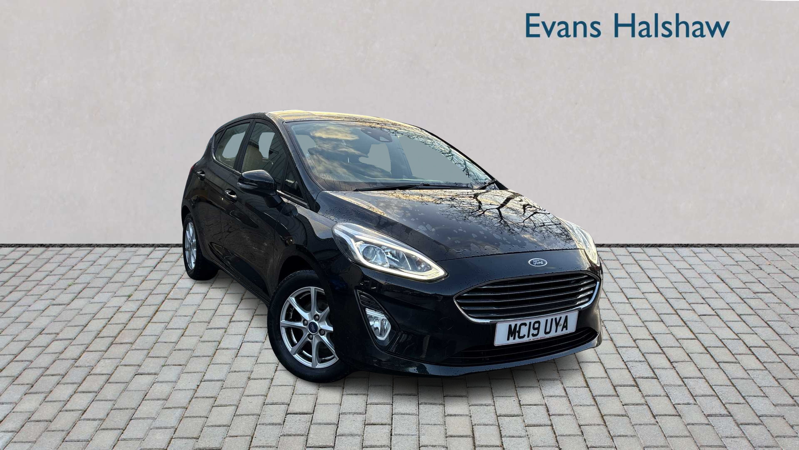 Main listing image - Ford Fiesta