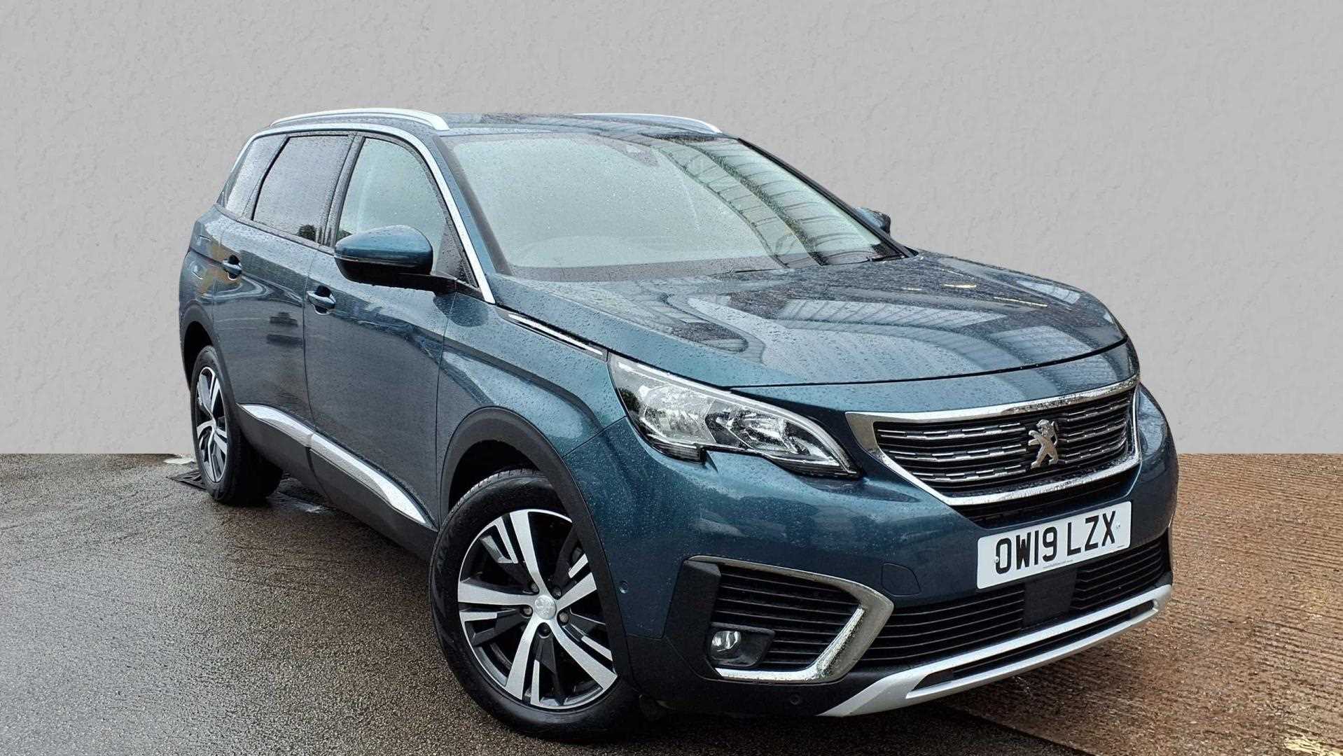 Main listing image - Peugeot 5008