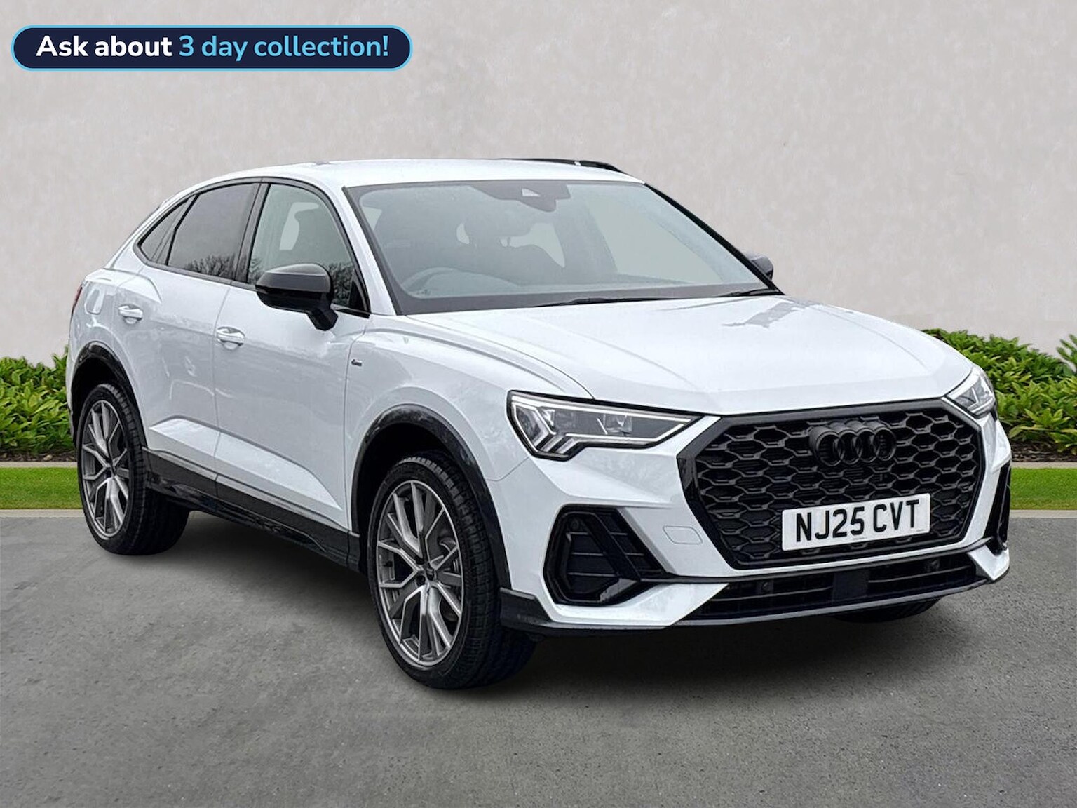 Main listing image - Audi Q3