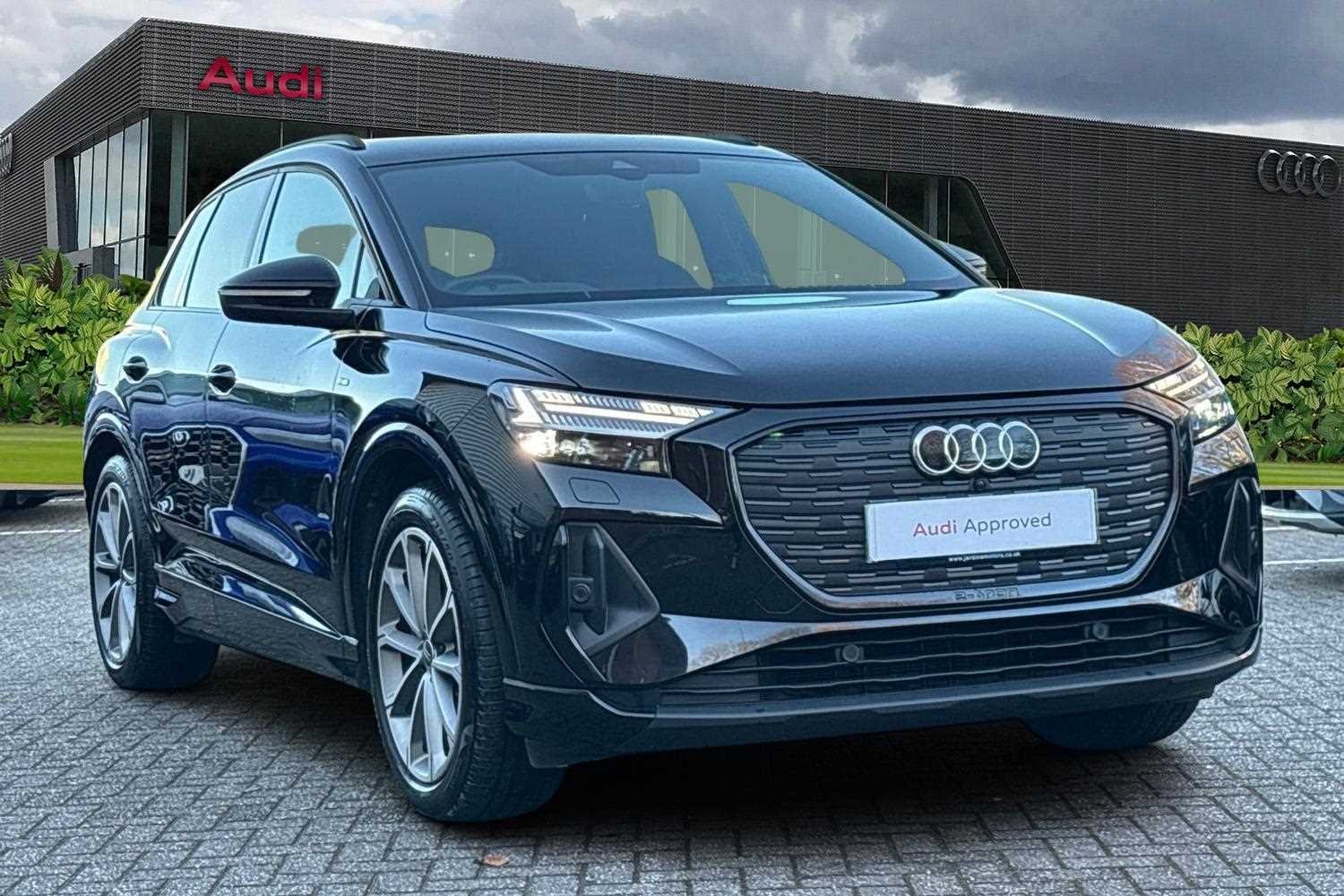 Main listing image - Audi Q4