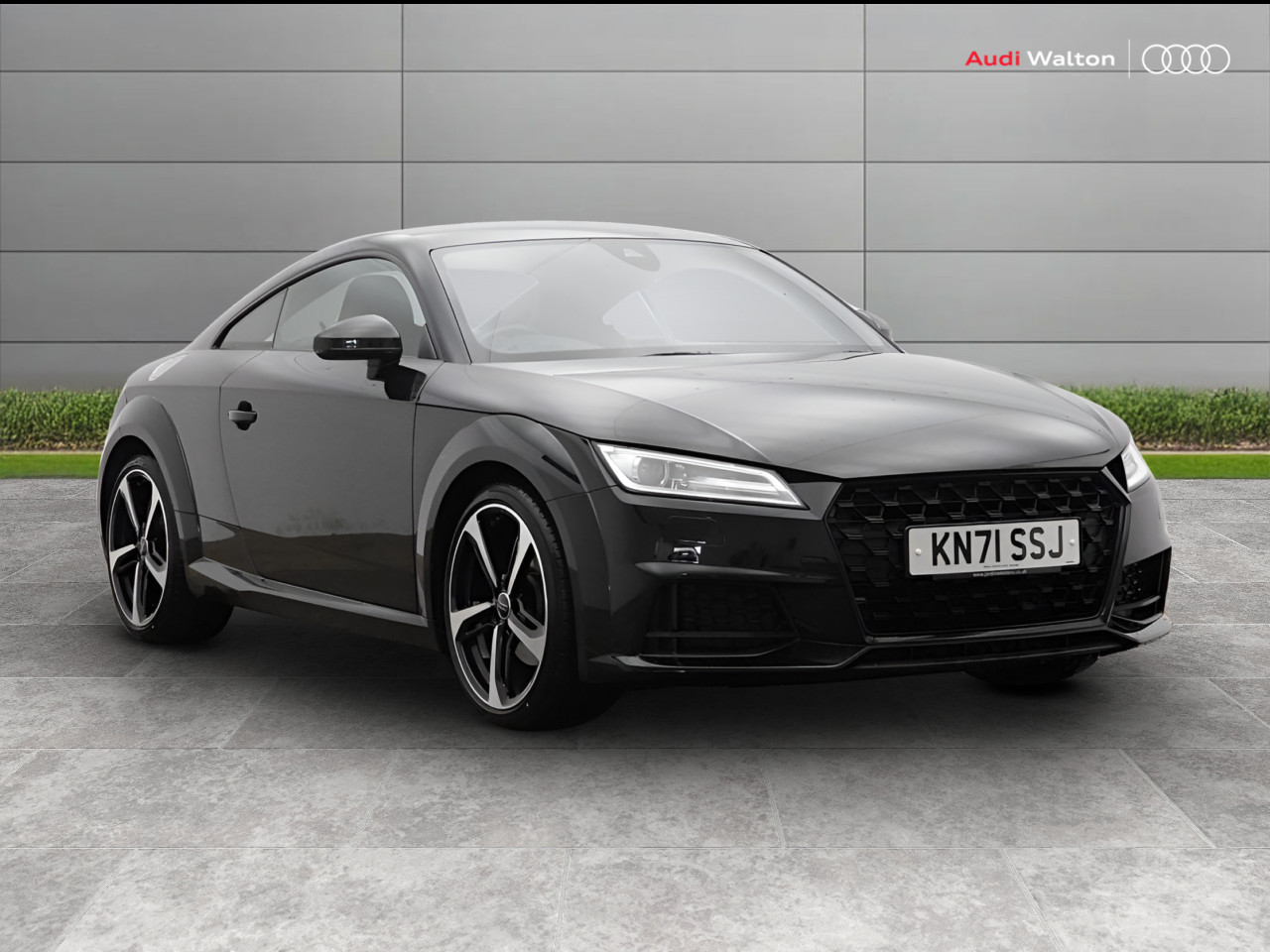 Main listing image - Audi TT