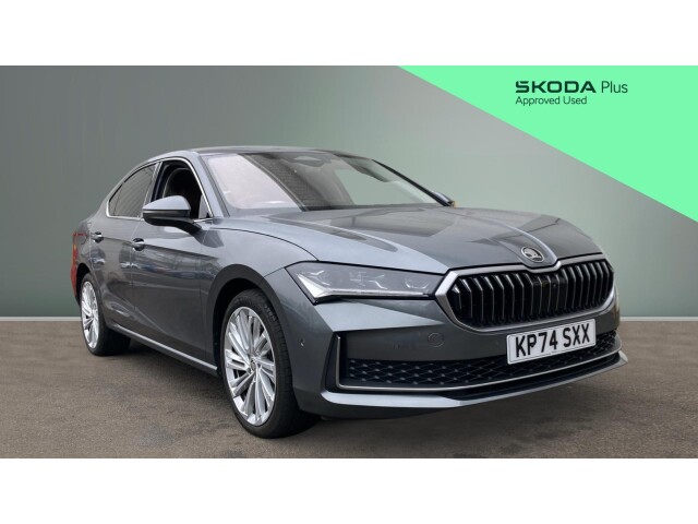 Main listing image - Skoda Superb