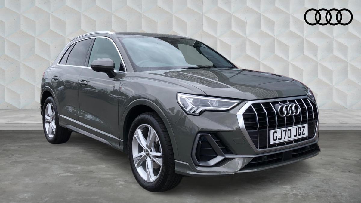 Main listing image - Audi Q3
