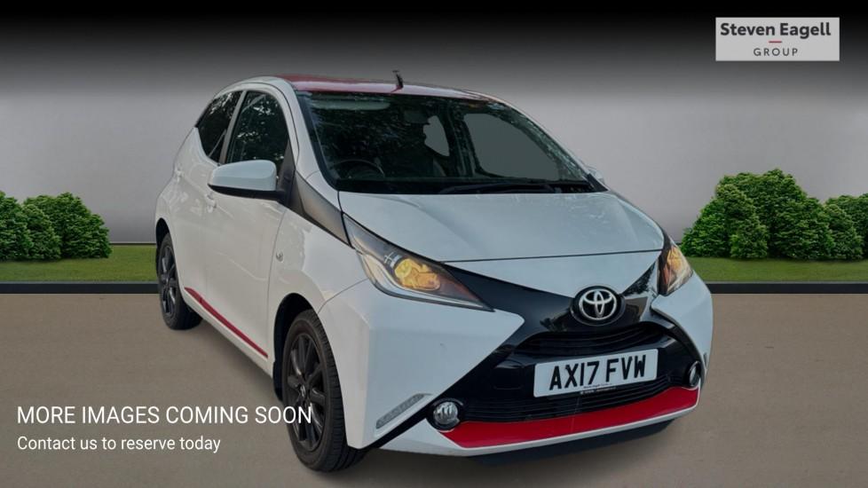 Main listing image - Toyota Aygo