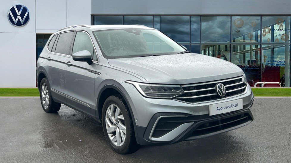 Main listing image - Volkswagen Tiguan Allspace
