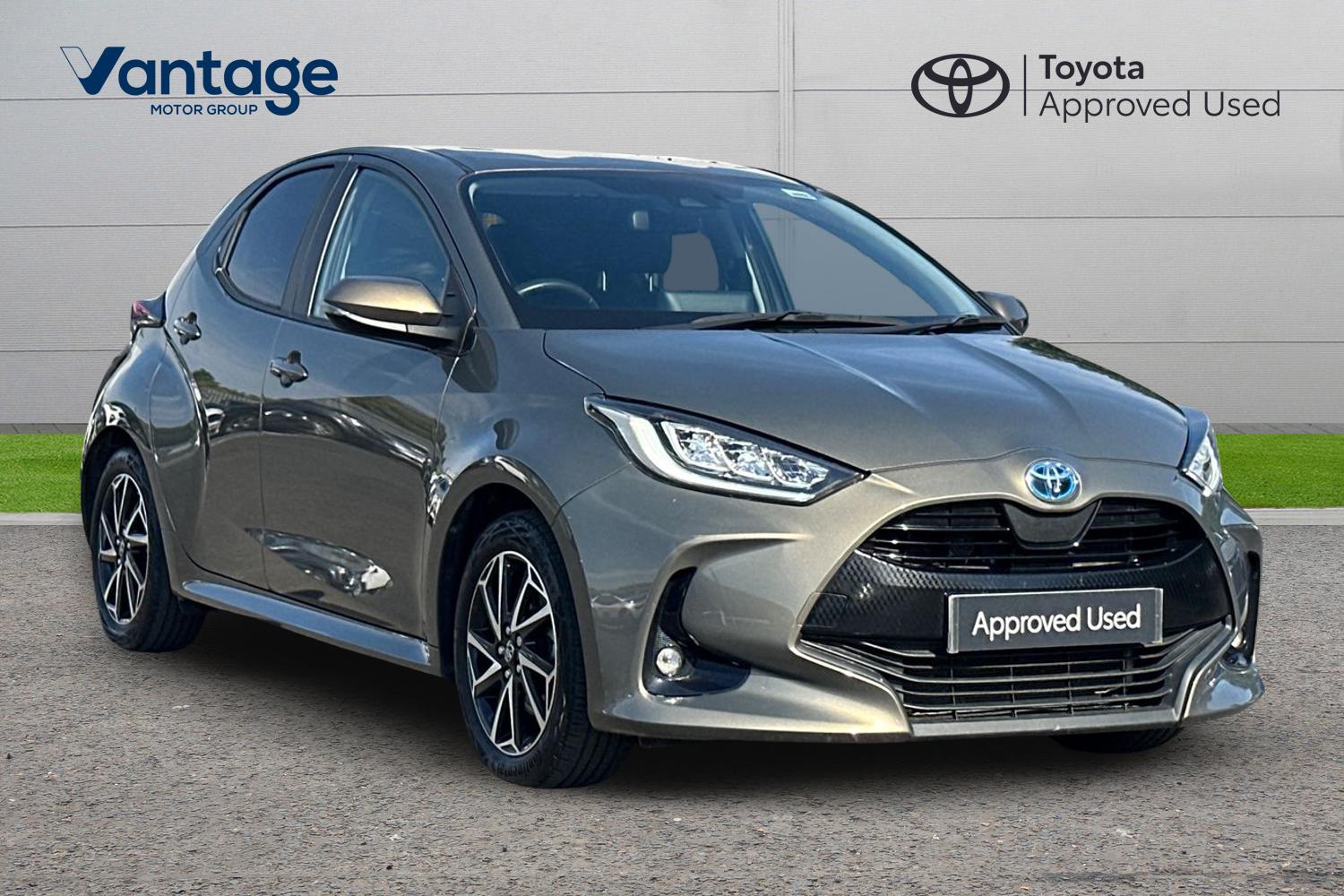 Main listing image - Toyota Yaris