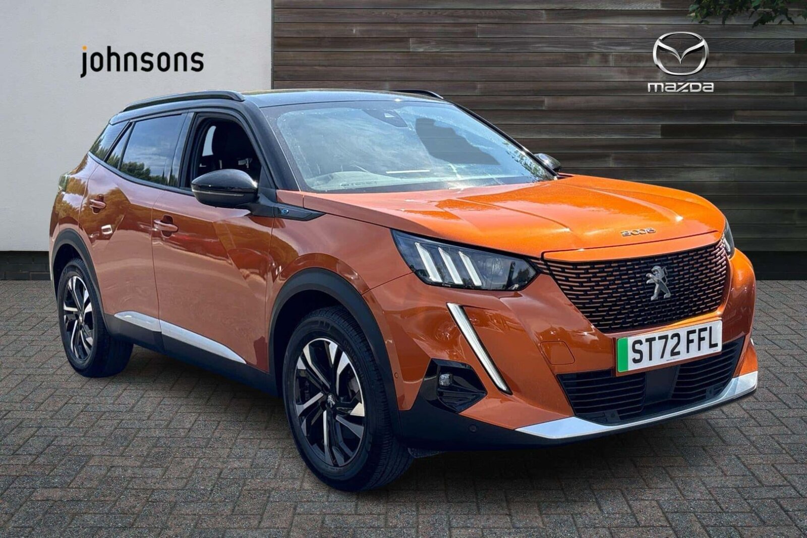 Main listing image - Peugeot 2008