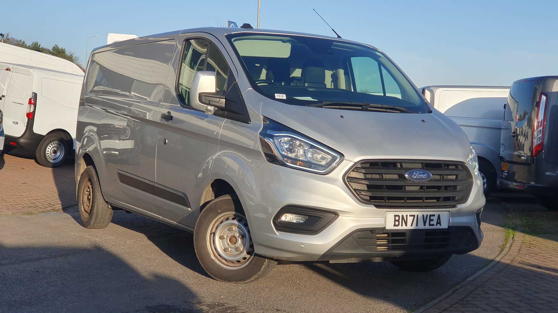 Main listing image - Ford Transit Custom