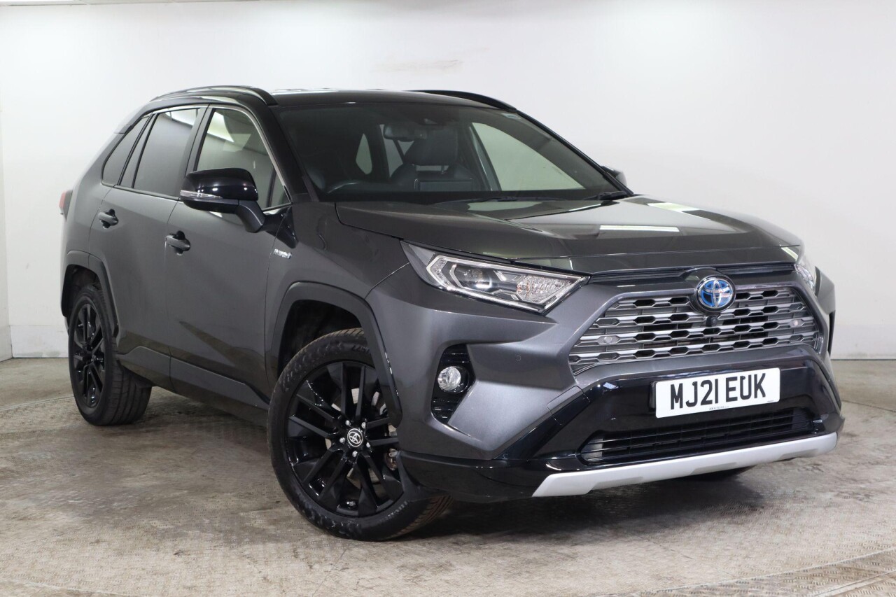 Main listing image - Toyota RAV4