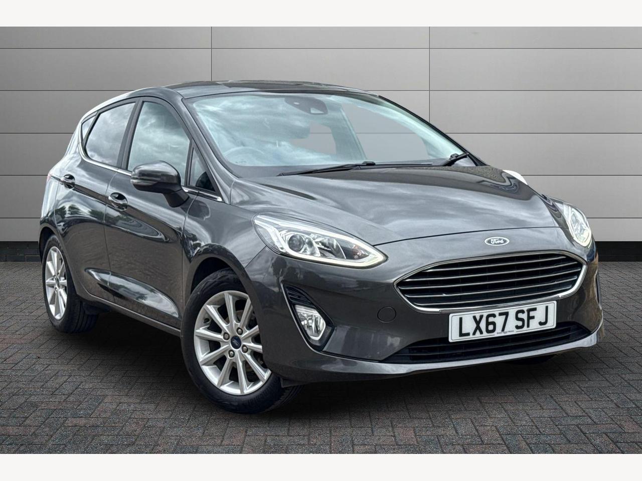 Main listing image - Ford Fiesta