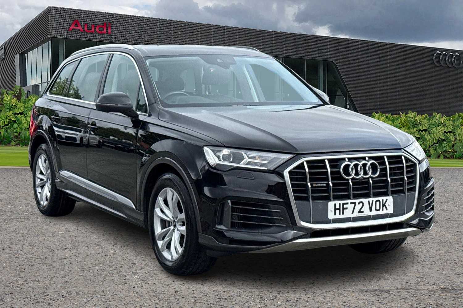 Main listing image - Audi Q7