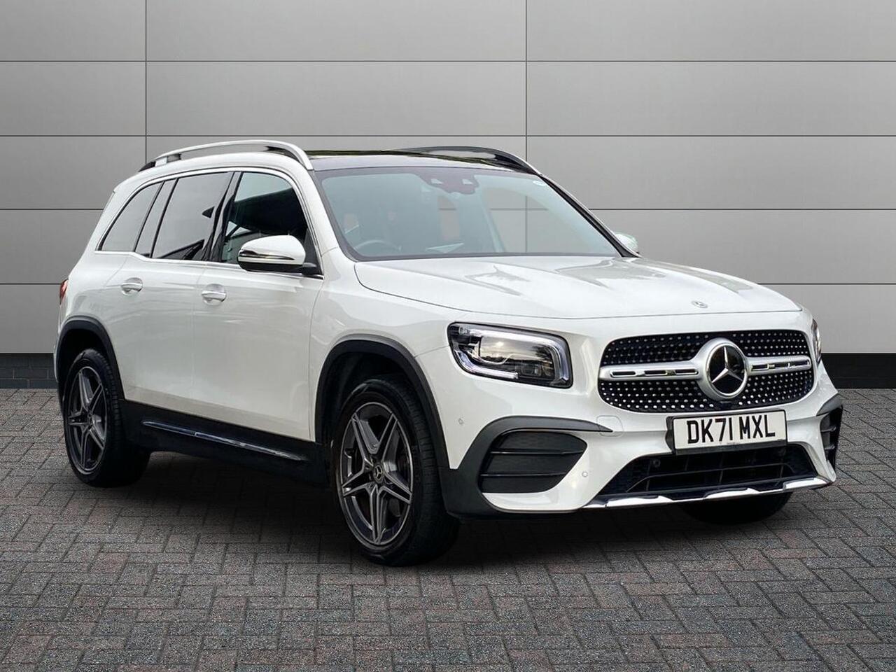 Main listing image - Mercedes-Benz GLB
