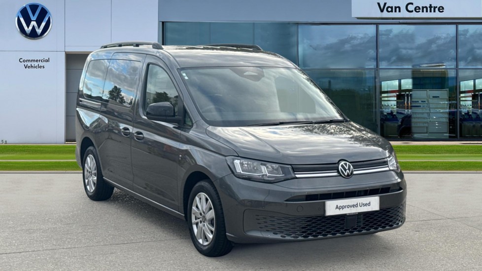 Main listing image - Volkswagen Caddy Maxi