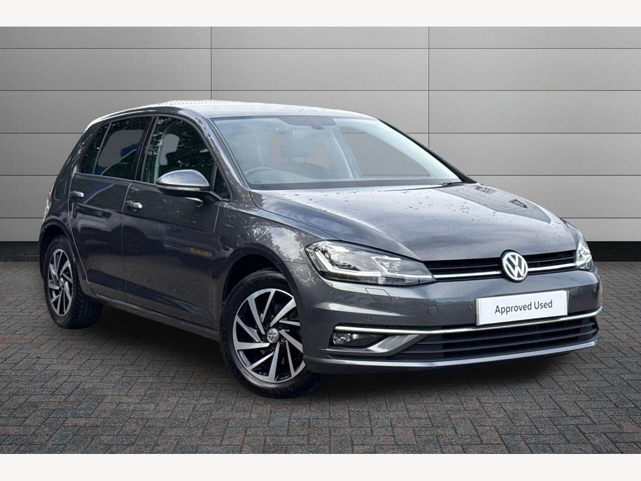 Main listing image - Volkswagen Golf
