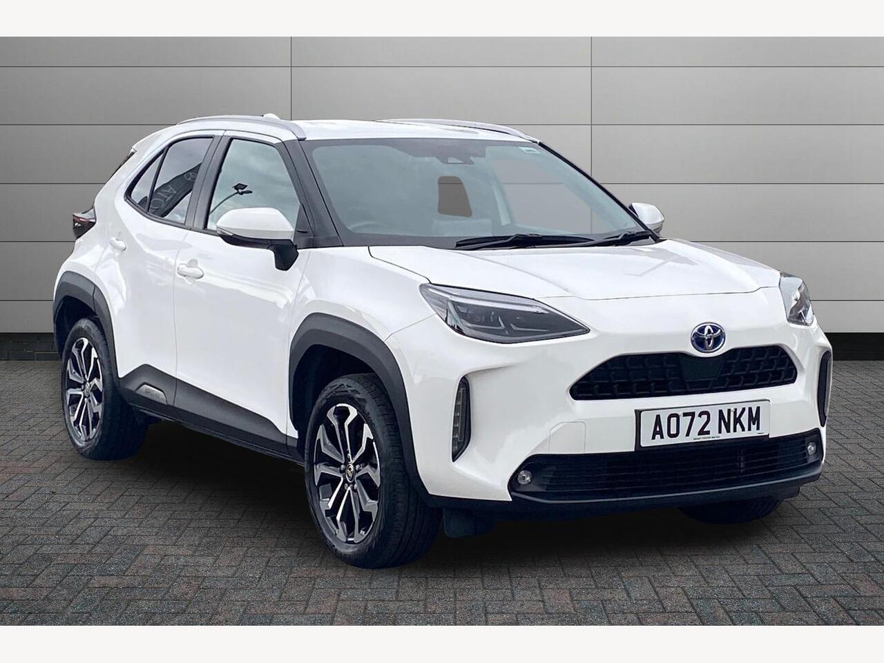 Main listing image - Toyota Yaris Cross