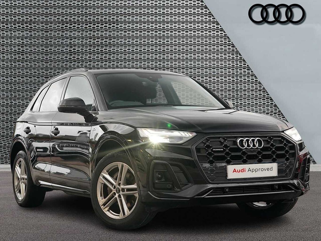 Main listing image - Audi Q5