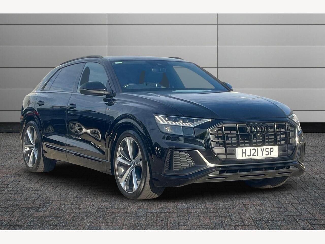 Main listing image - Audi Q8