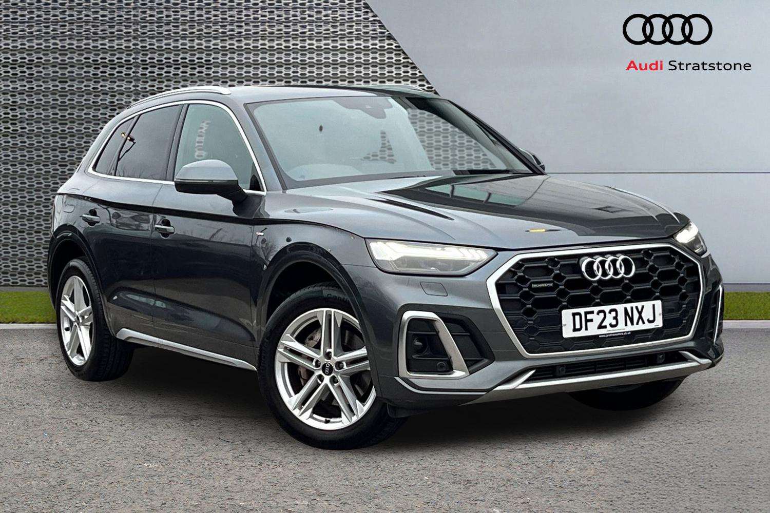 Main listing image - Audi Q5