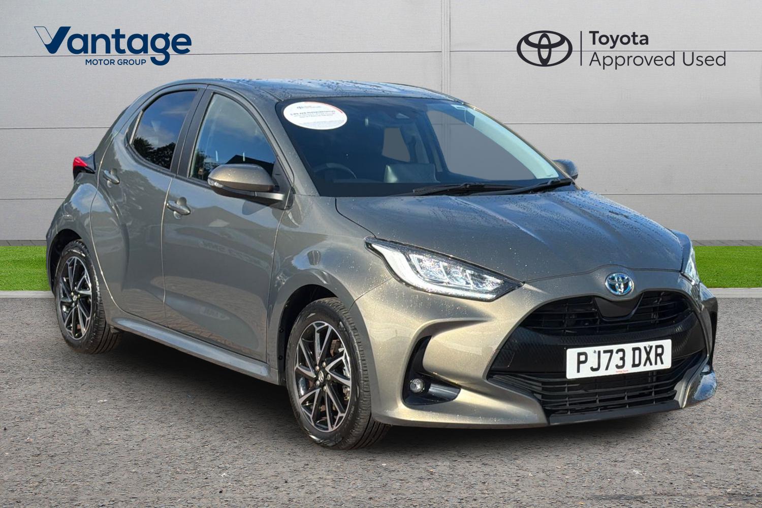 Main listing image - Toyota Yaris