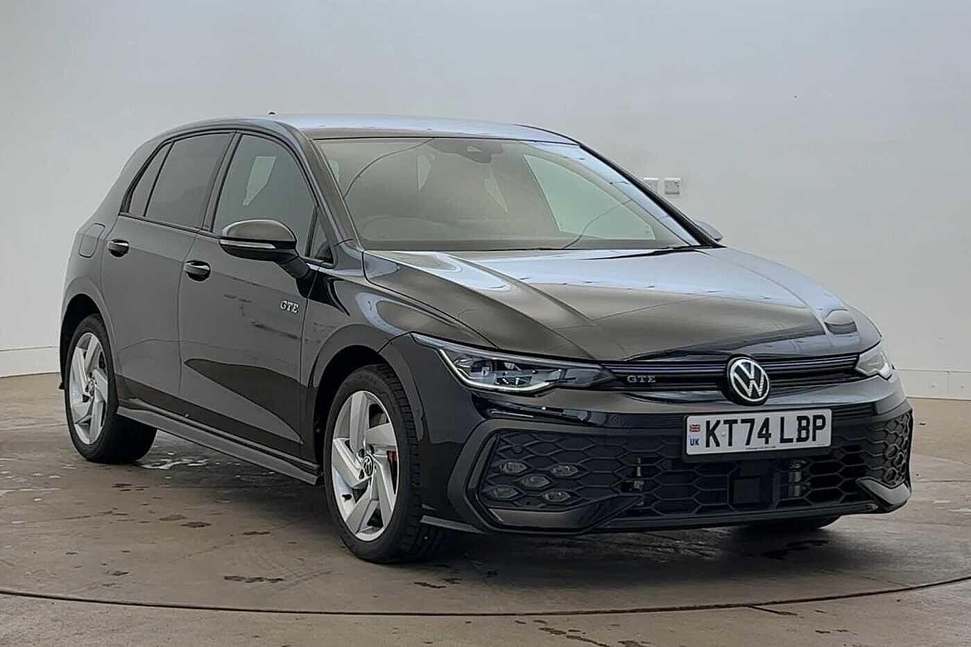 Main listing image - Volkswagen Golf GTE