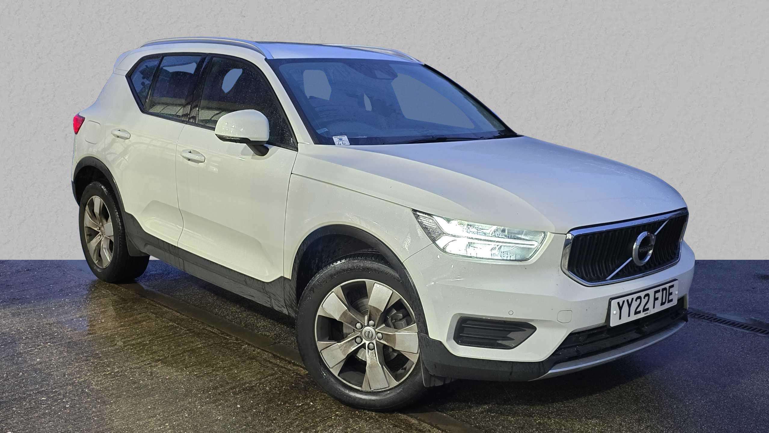 Main listing image - Volvo XC40