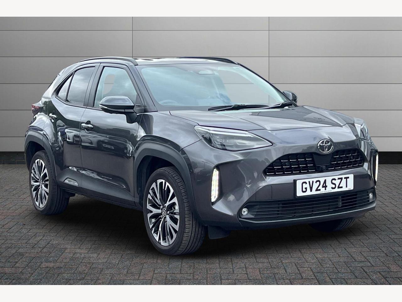 Main listing image - Toyota Yaris Cross
