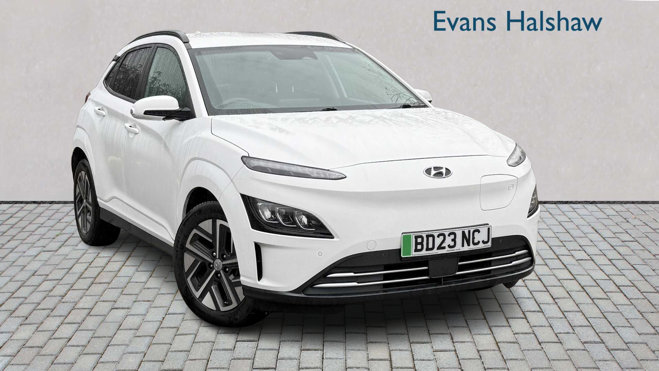 Main listing image - Hyundai Kona Electric