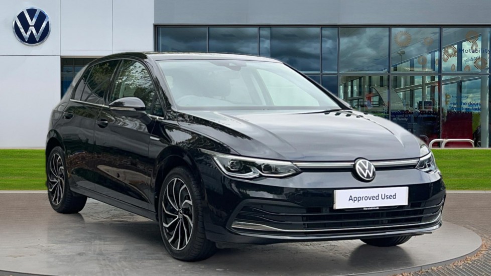 Main listing image - Volkswagen Golf
