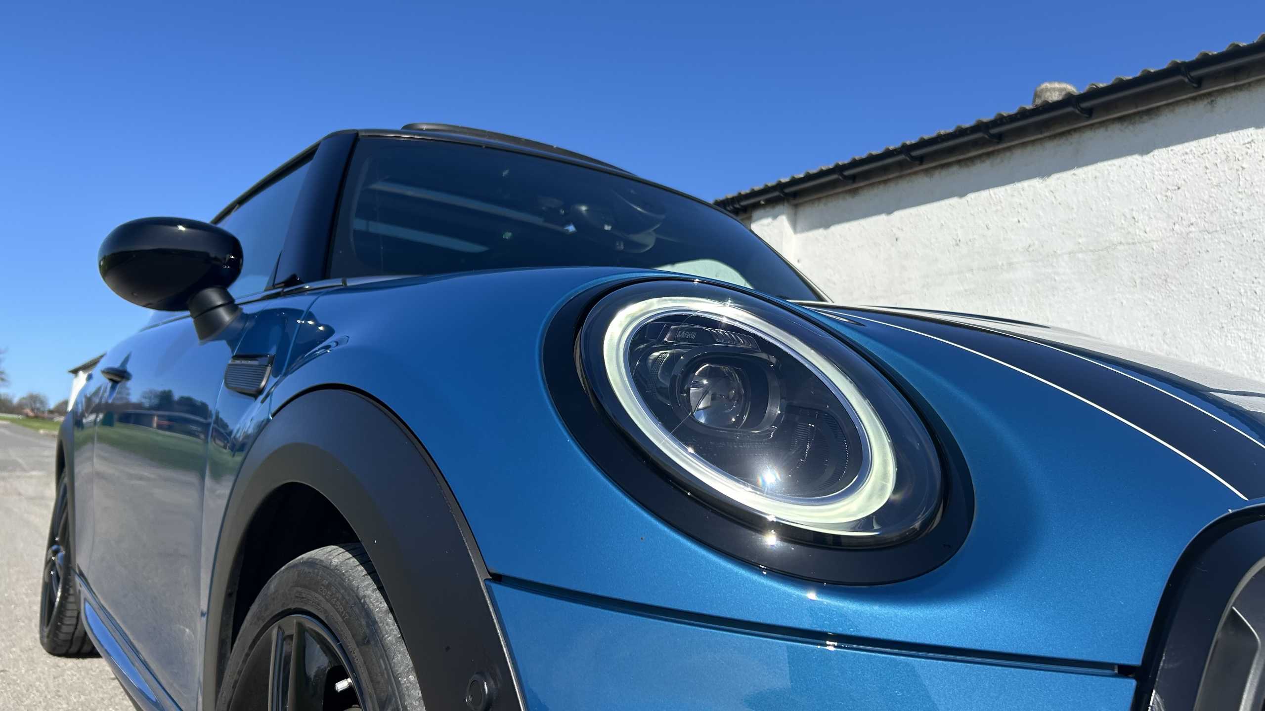 Main listing image - MINI Hatchback