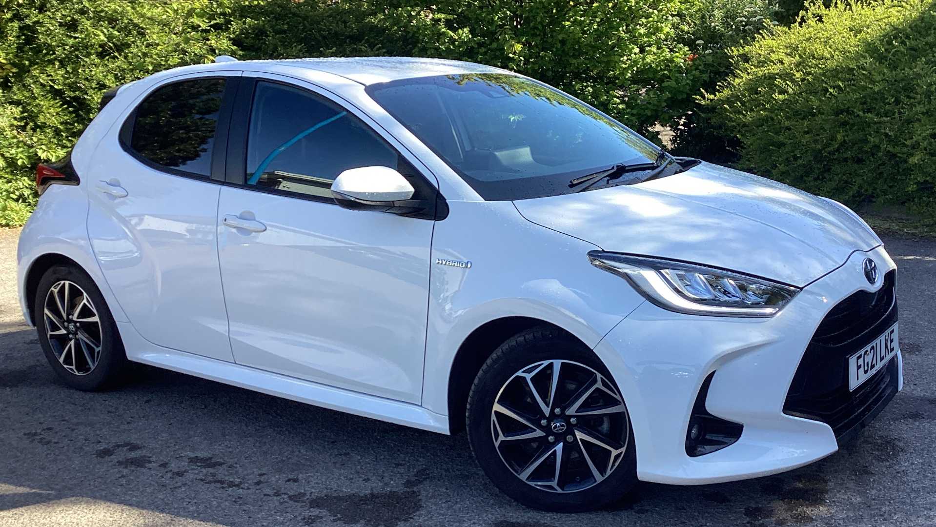 Main listing image - Toyota Yaris