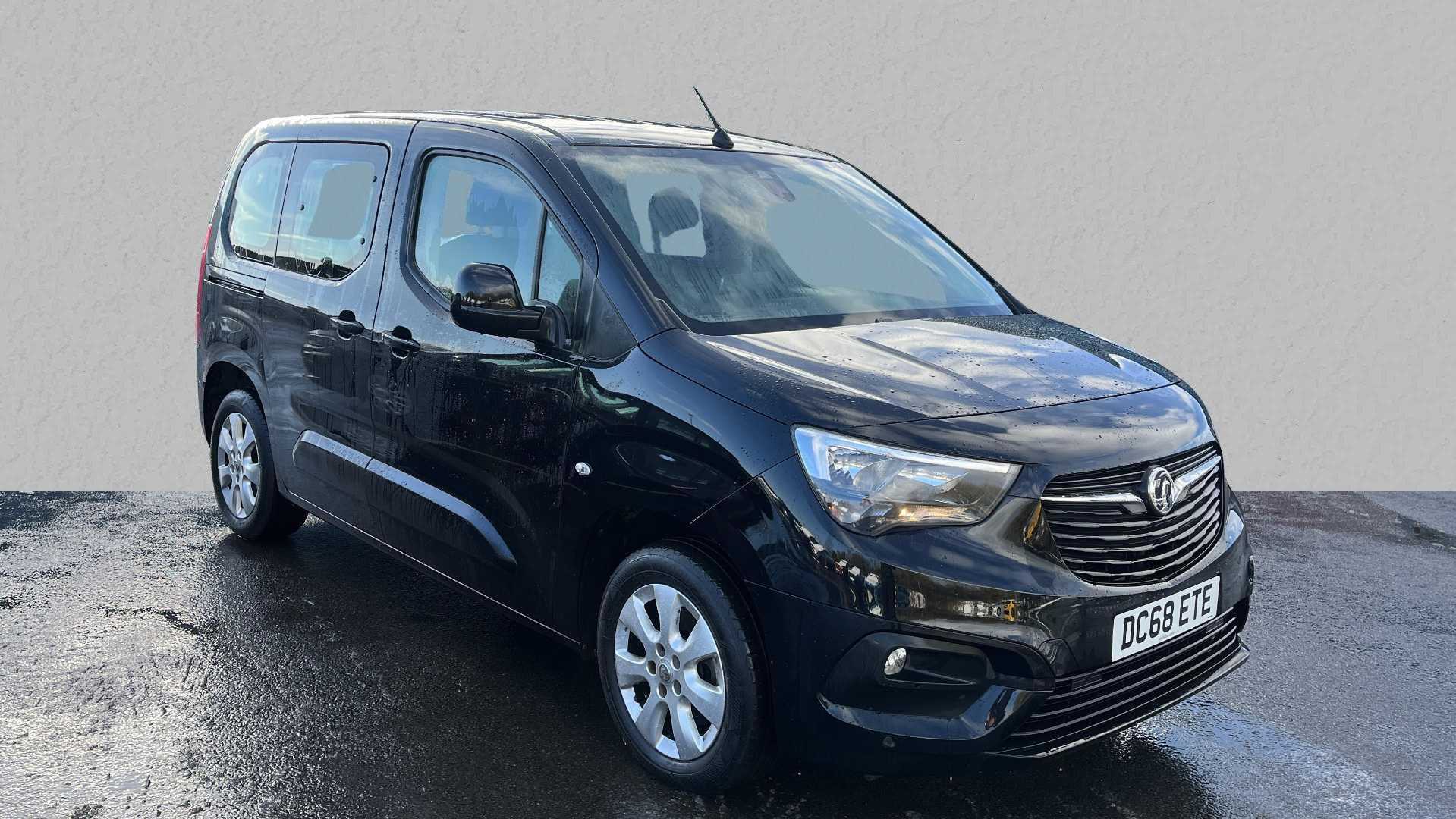 Main listing image - Vauxhall Combo Life