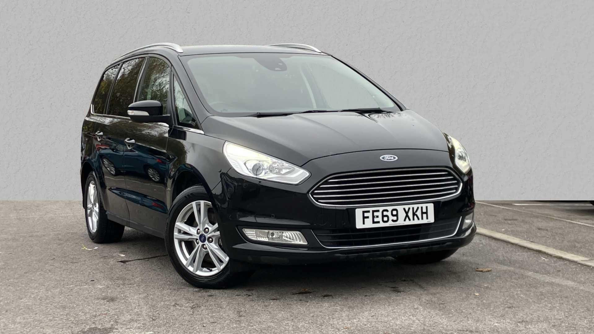 Main listing image - Ford Galaxy