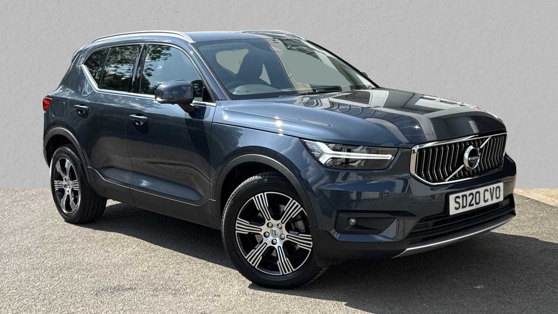 Main listing image - Volvo XC40