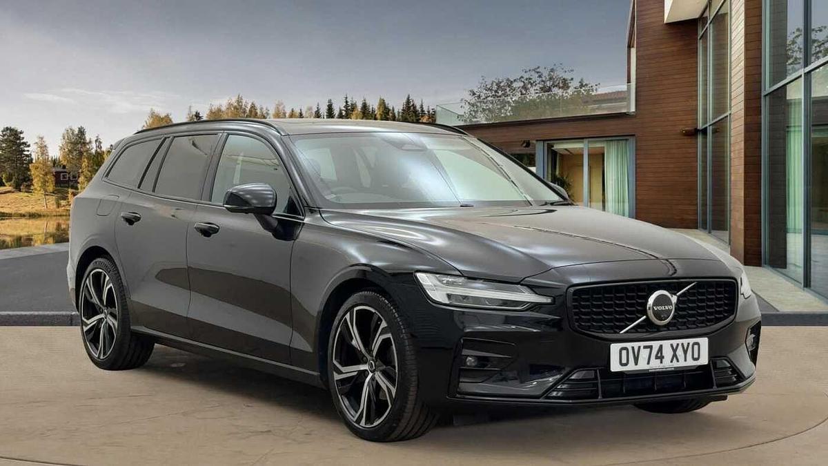 Main listing image - Volvo V60