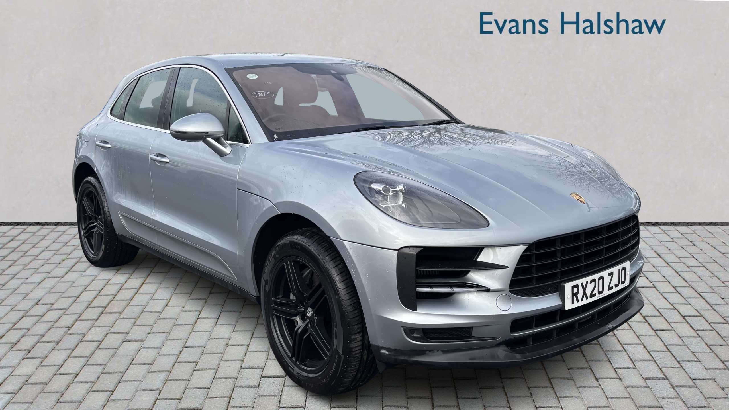 Main listing image - Porsche Macan