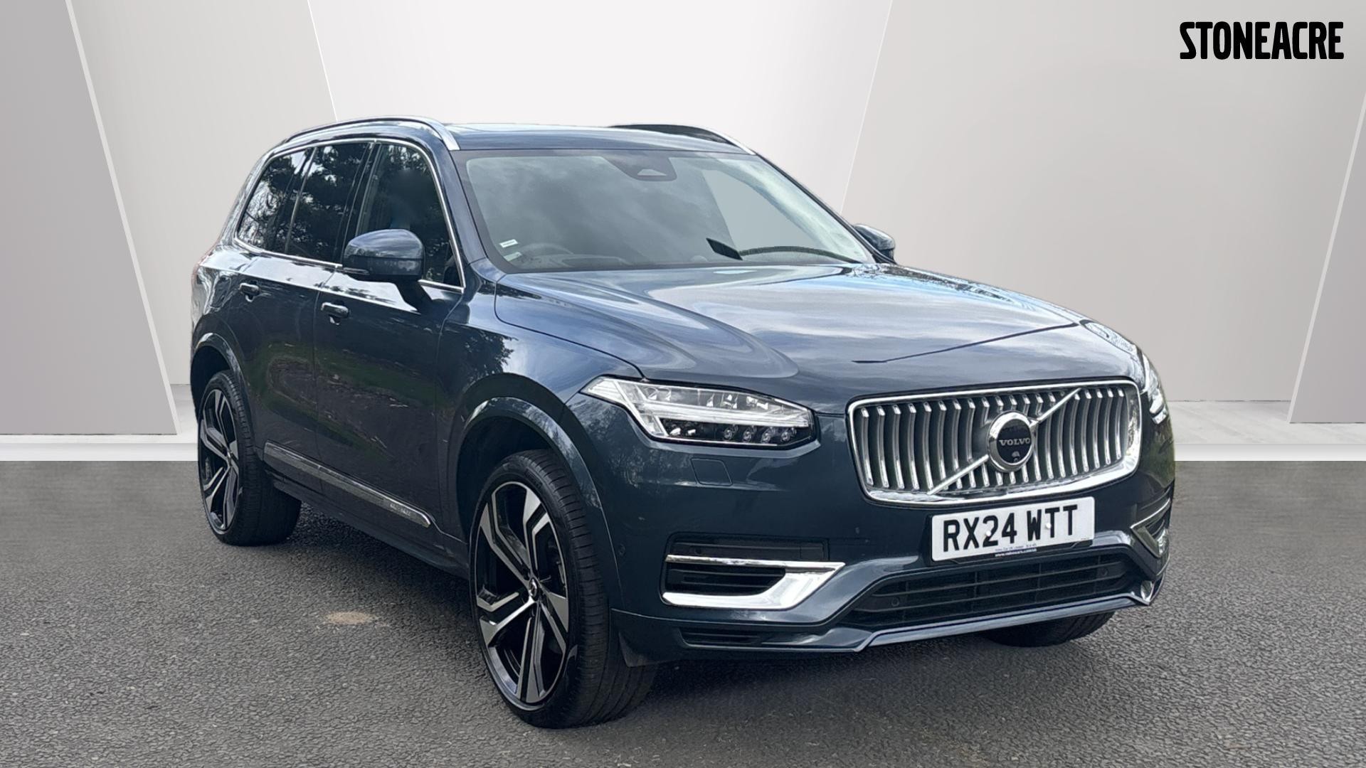 Main listing image - Volvo XC90
