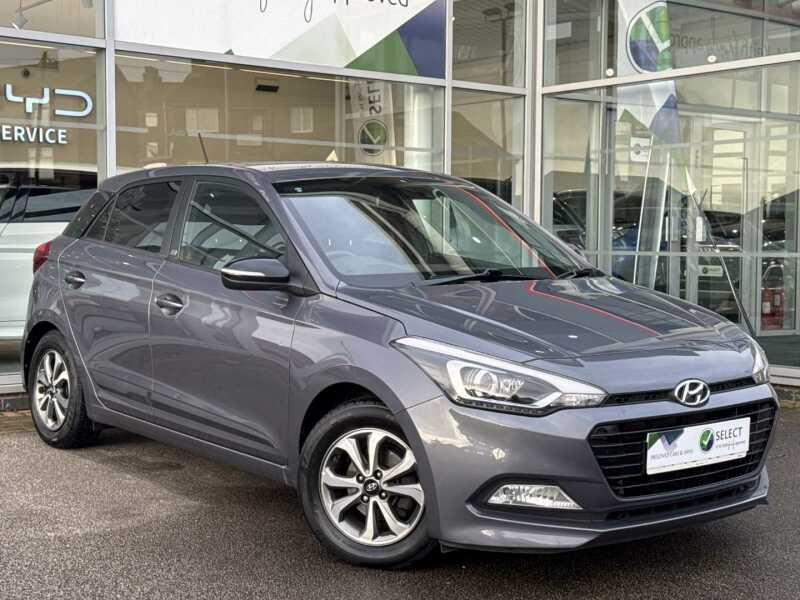 Main listing image - Hyundai i20