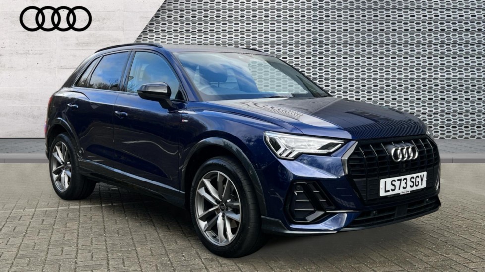 Main listing image - Audi Q3