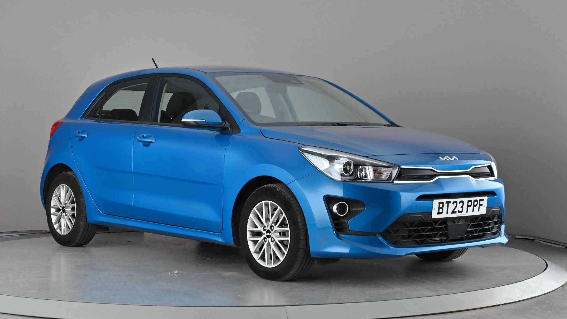 Main listing image - Kia Rio