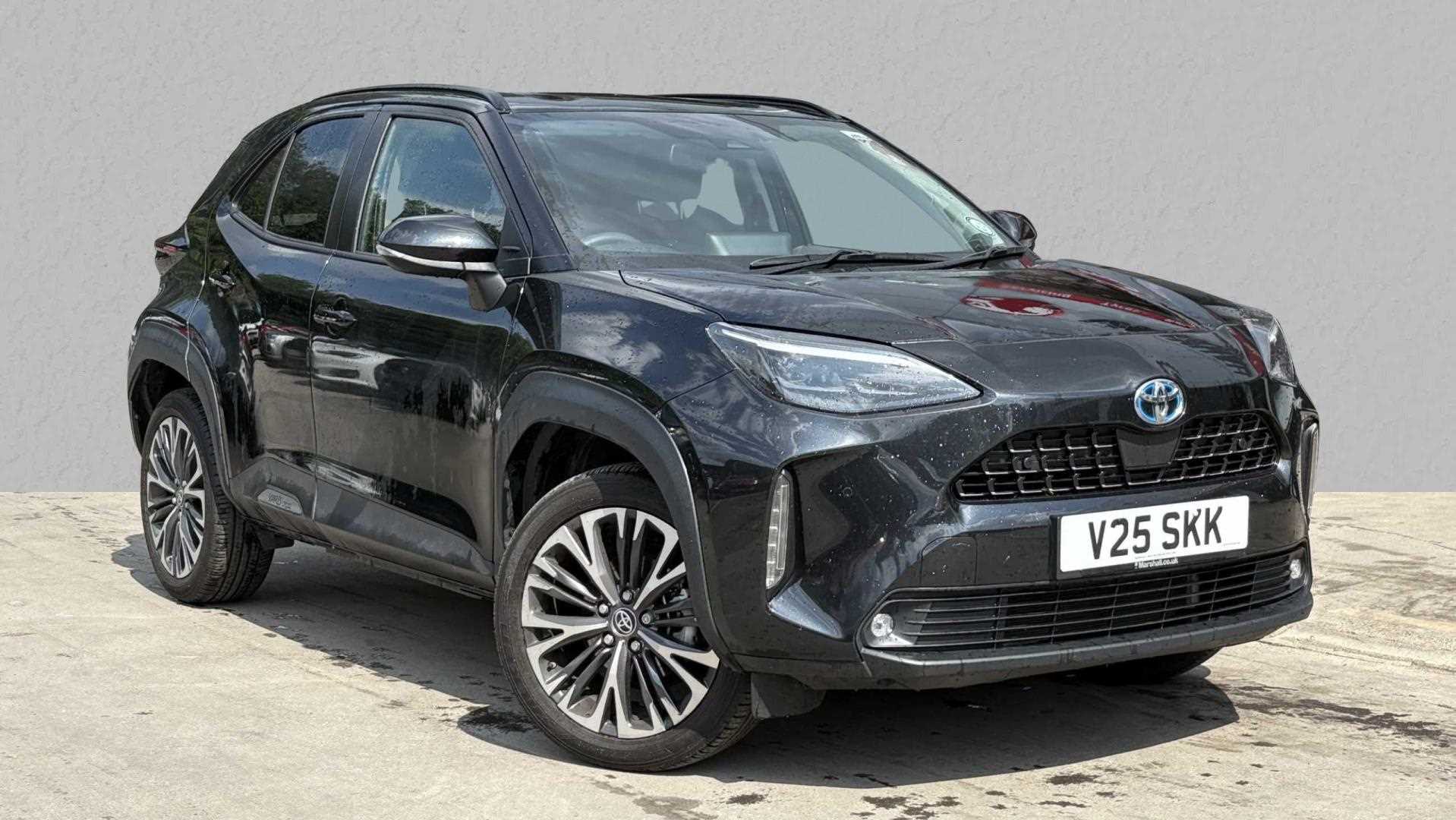 Main listing image - Toyota Yaris Cross